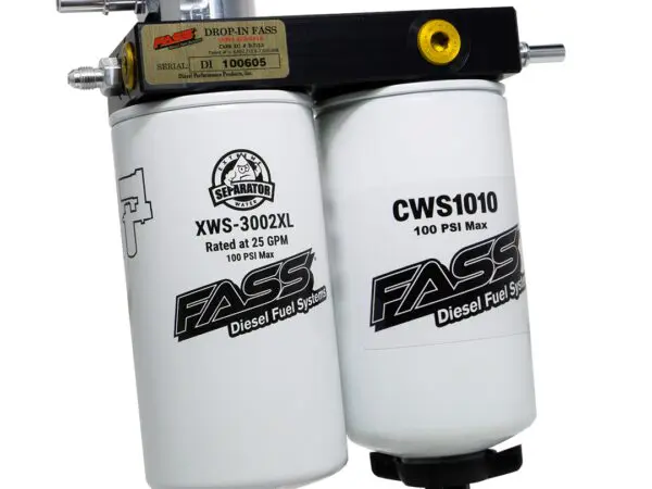 Dual fuel filters with mounting bracket for heavy-duty engines.