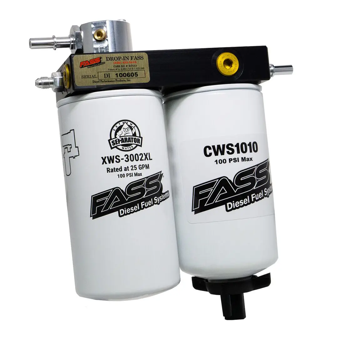 Dual fuel filters with mounting bracket for heavy-duty engines.